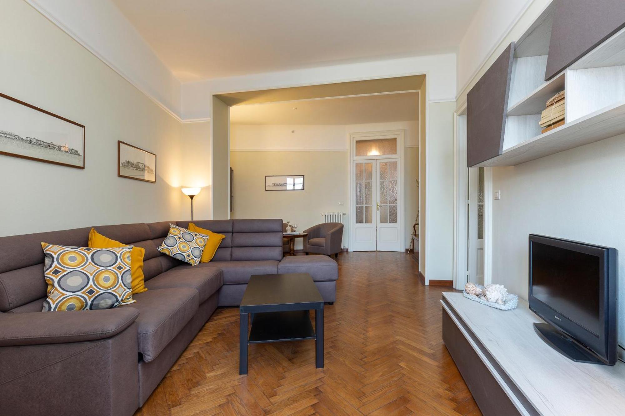 Apartment Palazzo Bellavista By Impero House